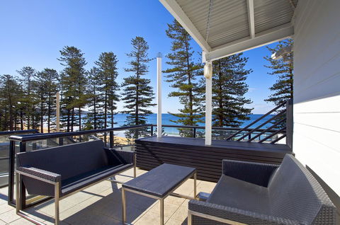 Manly Paradise Motel & Apartments - Accommodation Sunshine Coast 15