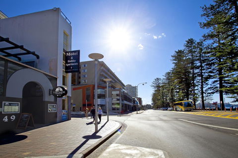 Manly Paradise Motel & Apartments - Accommodation Sunshine Coast 5