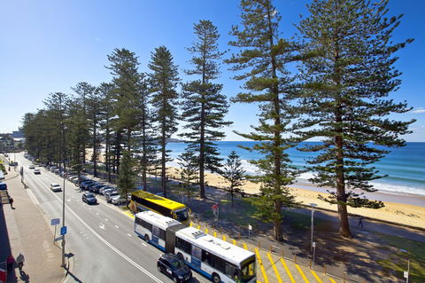 Manly Paradise Motel & Apartments - Accommodation Sunshine Coast 21