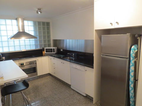 Manly Paradise Motel & Apartments - Accommodation Sunshine Coast 28