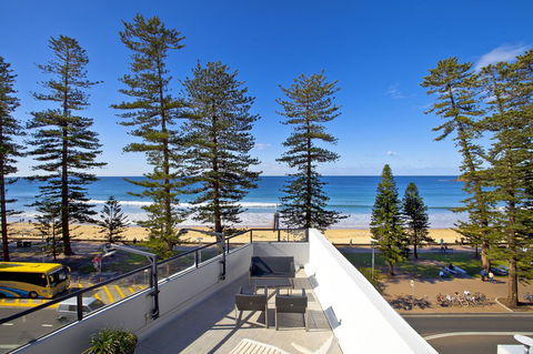 Manly Paradise Motel & Apartments - Accommodation Sunshine Coast 19