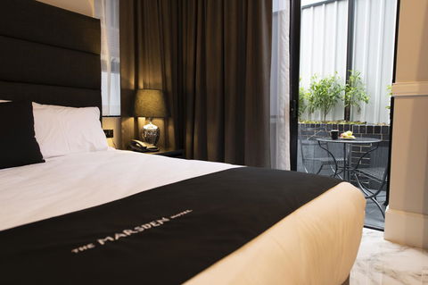Holiday Inn & Suites - Parramatta Marsden Street, An IHG Hotel - Accommodation Sunshine Coast 1
