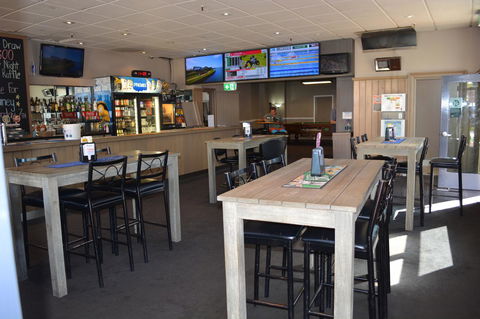 Commercial Hotel Motel Lithgow - Accommodation Sunshine Coast 4