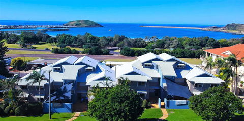 The Observatory Self Contained Apartments - Accommodation Sunshine Coast 0