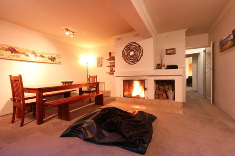 Full Circle Apartments - Accommodation Sunshine Coast 0