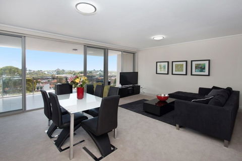 The Junction Palais - Modern And Spacious 2BR Bondi Junction Apartment Close To Everything - Accommodation Sunshine Coast 0