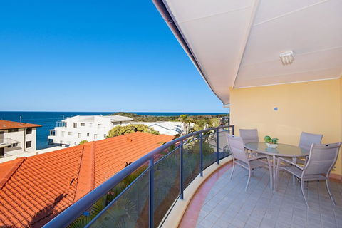 The Cove Yamba - Accommodation Sunshine Coast 5
