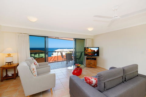 The Cove Yamba - Accommodation Sunshine Coast 4