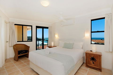 The Cove Yamba - Accommodation Sunshine Coast 9