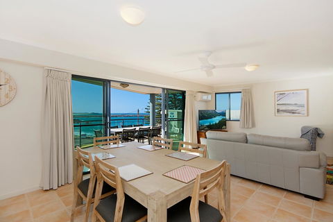The Cove Yamba - Accommodation Sunshine Coast 12