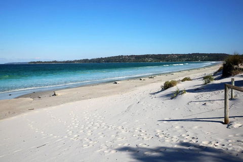 Jervis Bay Beach Shack I Pet Friendly - Accommodation Sunshine Coast 17