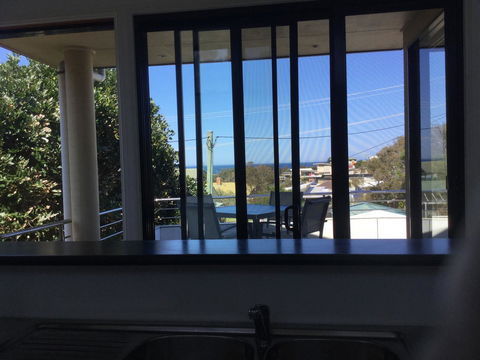The Boat House - Accommodation Sunshine Coast 3