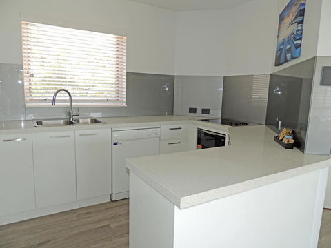 Charlesworth Bay Beach Resort - Accommodation Sunshine Coast 9