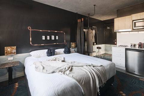 The Collectionist Newtown - Accommodation Sunshine Coast 36