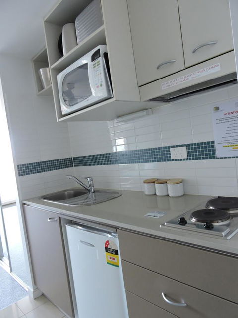 BASE Holidays - Ettalong Beach Premium Apartments - Accommodation Sunshine Coast 21