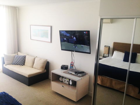 BASE Holidays - Ettalong Beach Premium Apartments - Accommodation Sunshine Coast 32