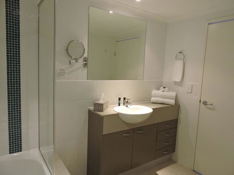 BASE Holidays - Ettalong Beach Premium Apartments - Accommodation Sunshine Coast 6