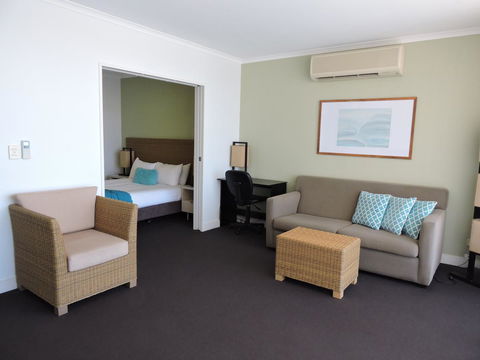 BASE Holidays - Ettalong Beach Premium Apartments - Accommodation Sunshine Coast 9