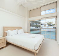 Waterfront Apartment on Sydney Harbour - Accommodation Sunshine Coast