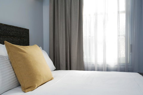 The Lucky Hotel - Accommodation Sunshine Coast 33