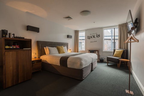 The Lucky Hotel - Accommodation Sunshine Coast 35