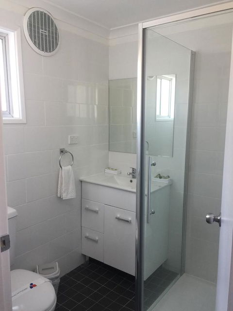 Eden Motel - Accommodation Sunshine Coast 2