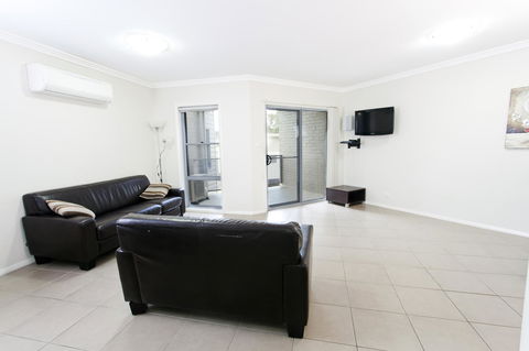 Bluegum Apartments Newcastle - Accommodation Sunshine Coast 8