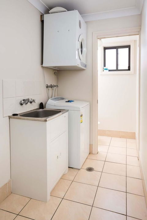 Bluegum Apartments Newcastle - Accommodation Sunshine Coast 13