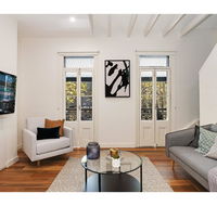 Walk to the city from this renovated heritage gem - Accommodation Sunshine Coast