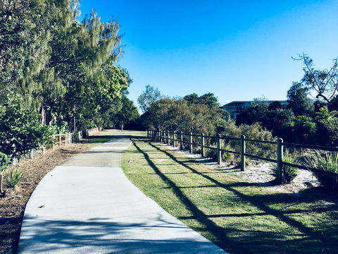 Casuarina Beachfront House - Hostie Properties - Accommodation Sunshine Coast 18