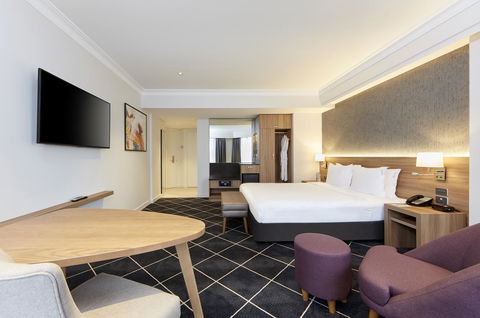 Furama Darling Harbour - Accommodation Sunshine Coast 17