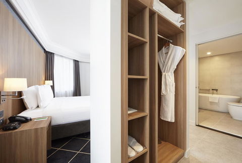 Furama Darling Harbour - Accommodation Sunshine Coast 35