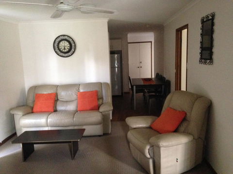 7 Melbourne Street - Accommodation Sunshine Coast 7