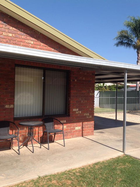 7 Melbourne Street - Accommodation Sunshine Coast 1