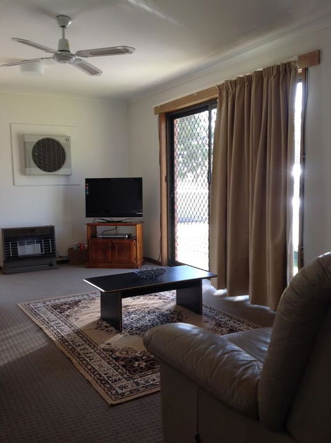 7 Melbourne Street - Accommodation Sunshine Coast 6