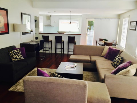 Encore Apartments - Accommodation Sunshine Coast 1