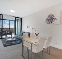 Cozy apartment with Water view plus Winter garden - Accommodation Sunshine Coast