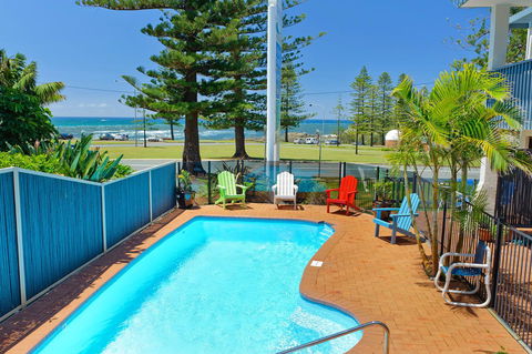 Beach House Holiday Apartments - Accommodation Sunshine Coast 0