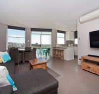 Gorgeous Coogee Views 2 beds WT21