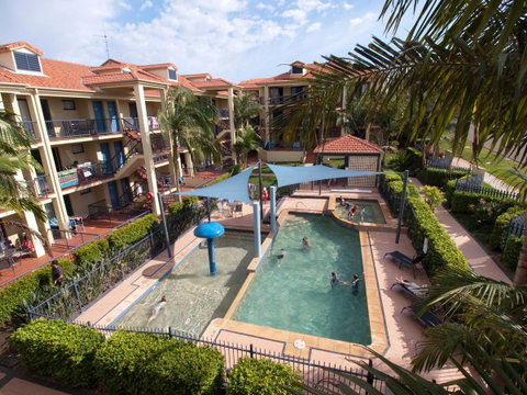 South Pacific Apartments - Accommodation Sunshine Coast 2
