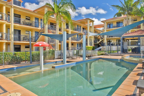 South Pacific Apartments - Accommodation Sunshine Coast 0
