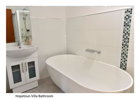 Hopetoun Villa - Accommodation Sunshine Coast 6