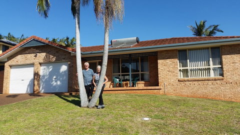 Twin Palms Holiday House At Lighthouse - Accommodation Sunshine Coast 0