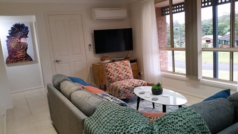 Twin Palms Holiday House At Lighthouse - Accommodation Sunshine Coast 3