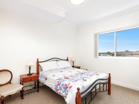 Regatta 13 - Accommodation Sunshine Coast 4