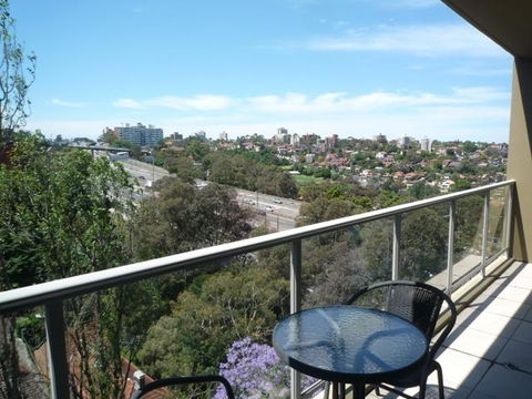 Wyndel Apartments North Sydney - Harbour Watch - Accommodation Sunshine Coast 3