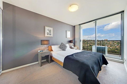 Wyndel Apartments North Sydney - Harbour Watch - Accommodation Sunshine Coast 0