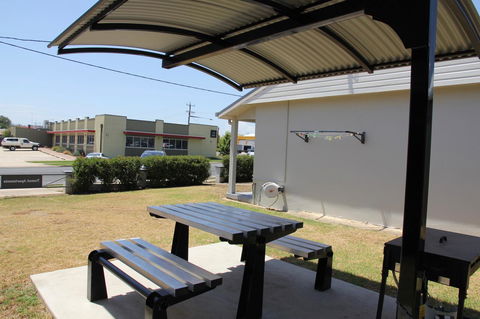 Tumut Apartments - Accommodation Sunshine Coast 18