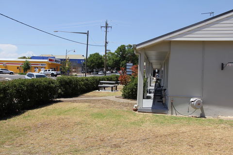 Tumut Apartments - Accommodation Sunshine Coast 20
