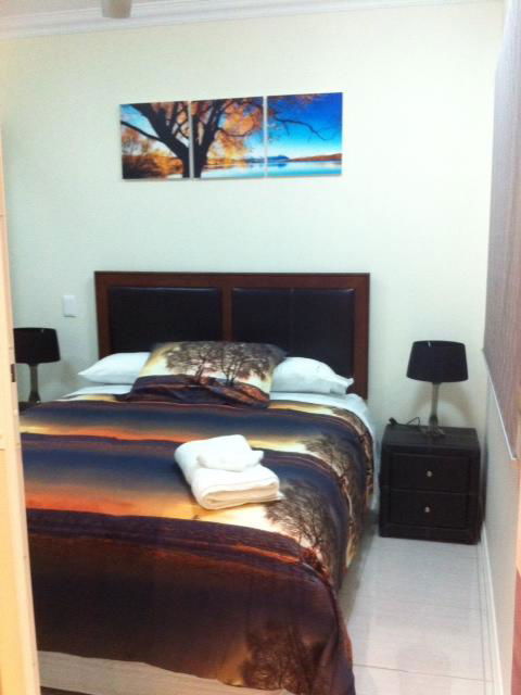 Nomikis\'On The Avenue - Accommodation Sunshine Coast 21